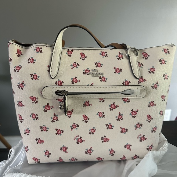 NWT Coach Taylor Tote in Floral - Picture 2 of 7